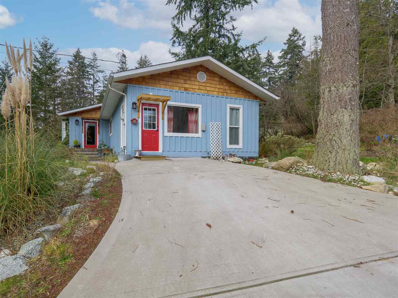 1140_Roberts_Creek_road_Rachel_Dempster_Real_Estate_Sunshine_Coast_262560425